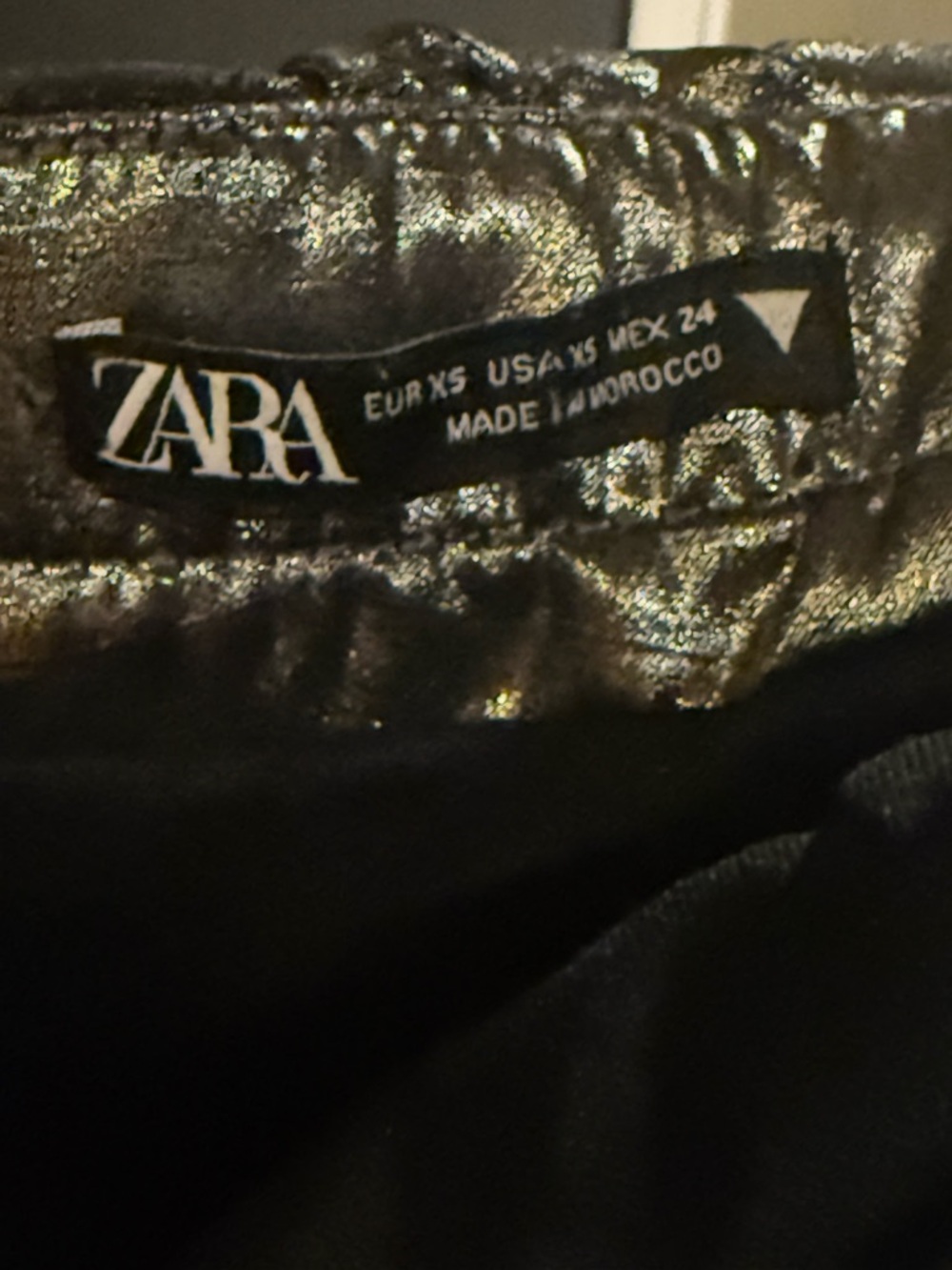 Zara Metallic Silver Voluminous Short Dress Size XS NWOT - Picture 3 of 4